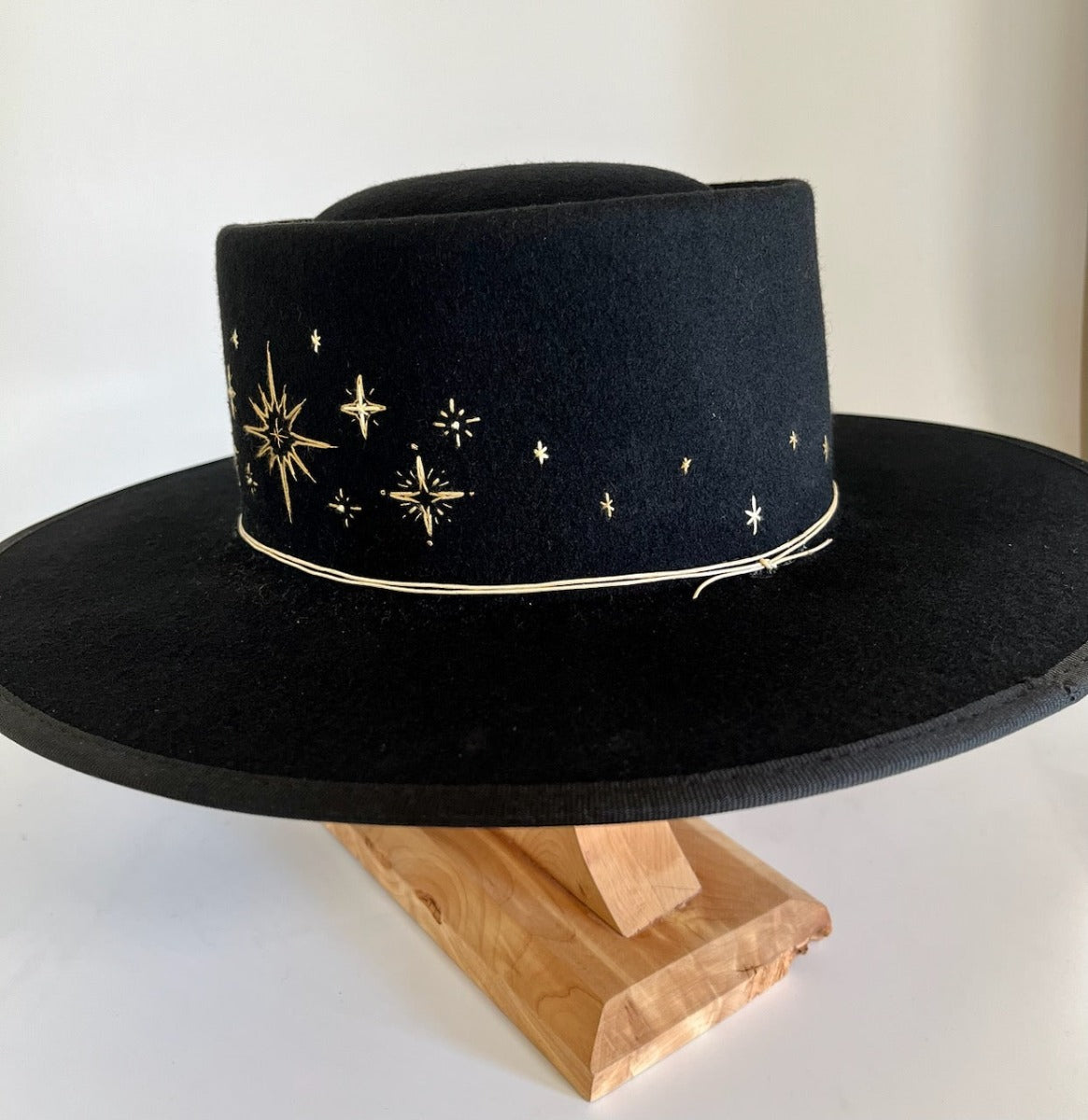 Starlet Hat in Midnight